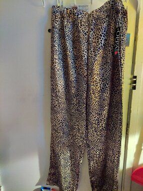 Oppa! Leopard Print pants, elastic waist, inseam 30, size 1X
